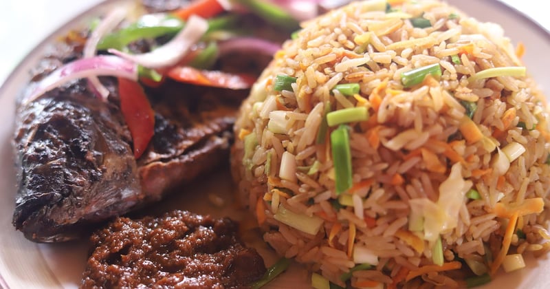 10 plats locaux incontournables à goûter en Afrique de l'Ouest